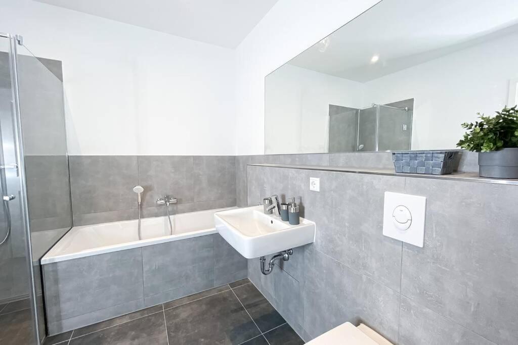 Modernes Luxus-Apartment Im Leipziger Zentrum Kültér fotó